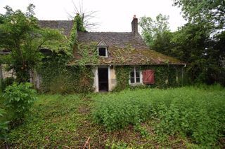 Maison à rénover CHARLY 100 (18350)