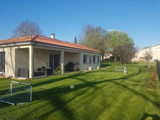 Villa LEZOUX 100 (63190)