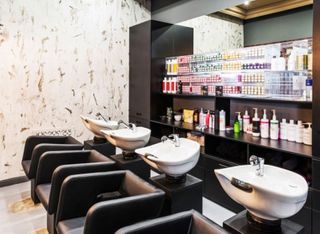 Salon de coiffure LEVALLOIS PERRET  (92300)