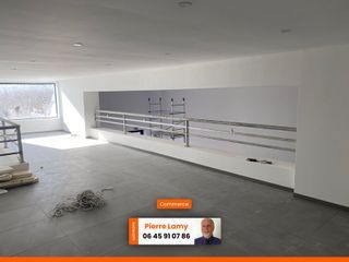 Local commercial VICHY  (03200)