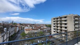 Appartement ANGOULEME 100 (16000)