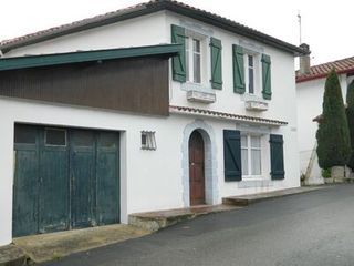Maison de village LA BASTIDE CLAIRENCE  (64240)