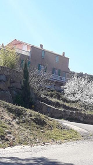Maison de village SARI-SOLENZARA 238 (20145)