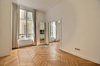 Appartement ancien PARIS 9EME arr 26 (75009)